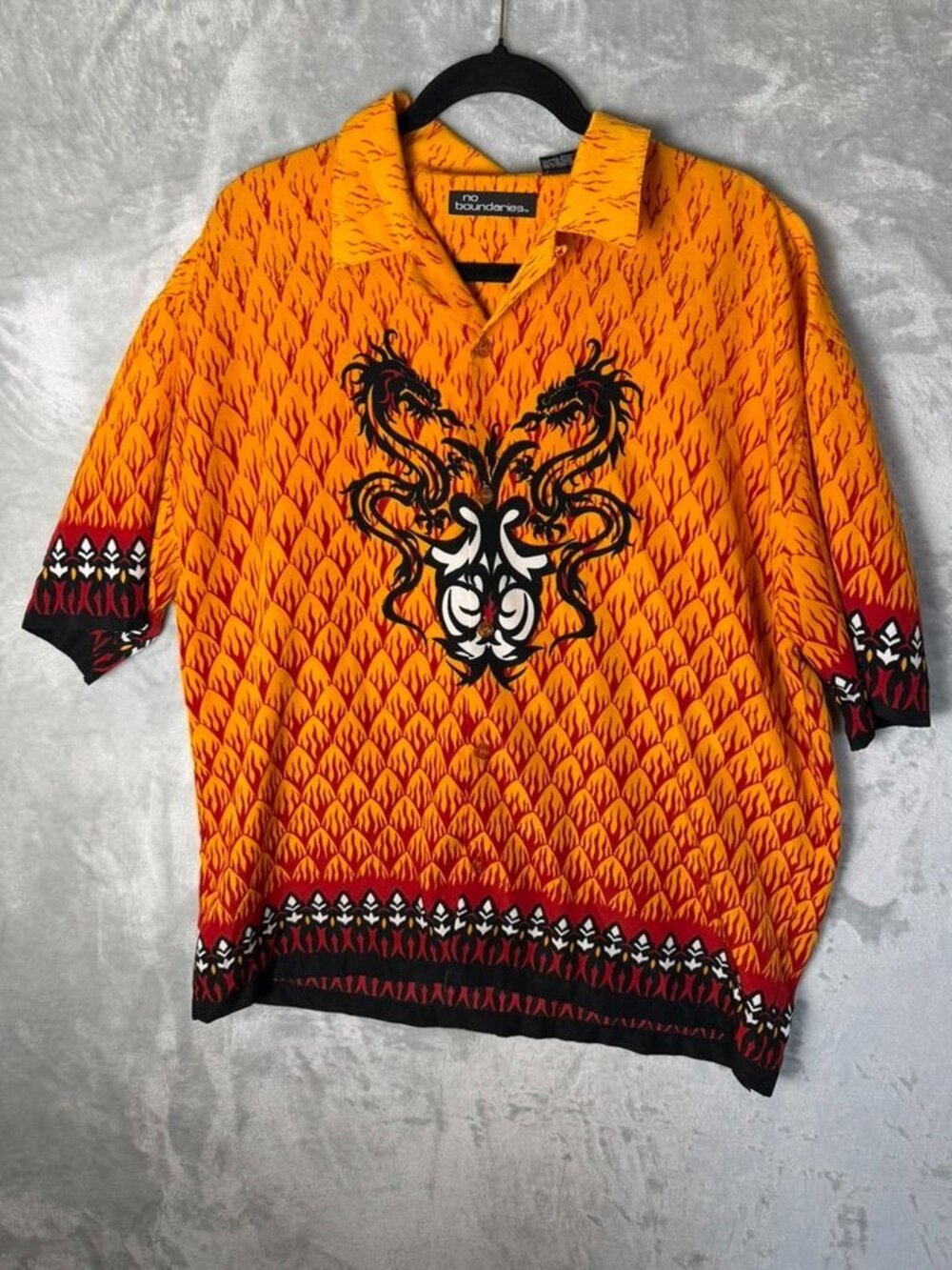NO BOUNDARIES Shirt Mens Large Orange Dragon Flame Y2K Hawaiian Camp Shirt